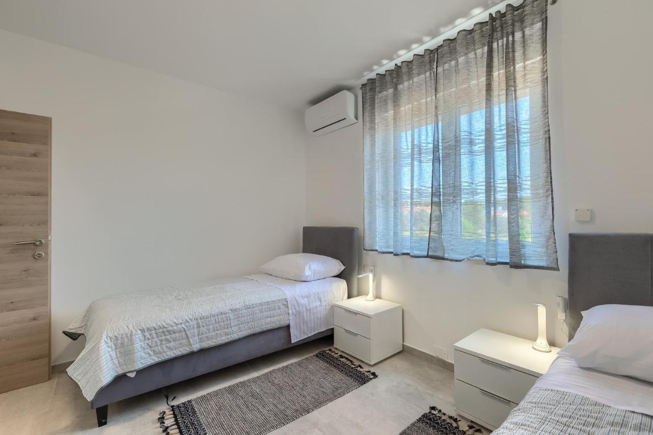 Apartments Medulin 2217 Kültér fotó
