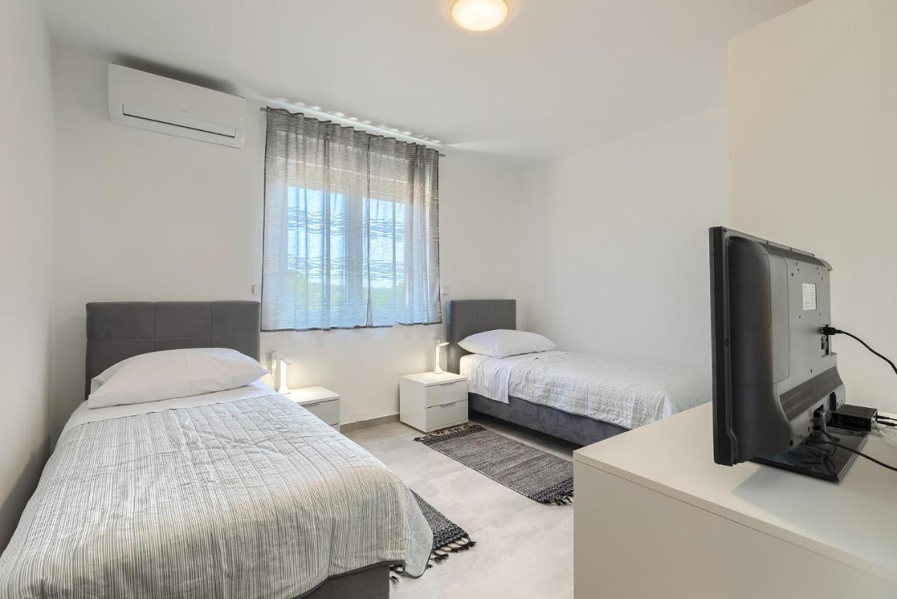 Apartments Medulin 2217 Kültér fotó